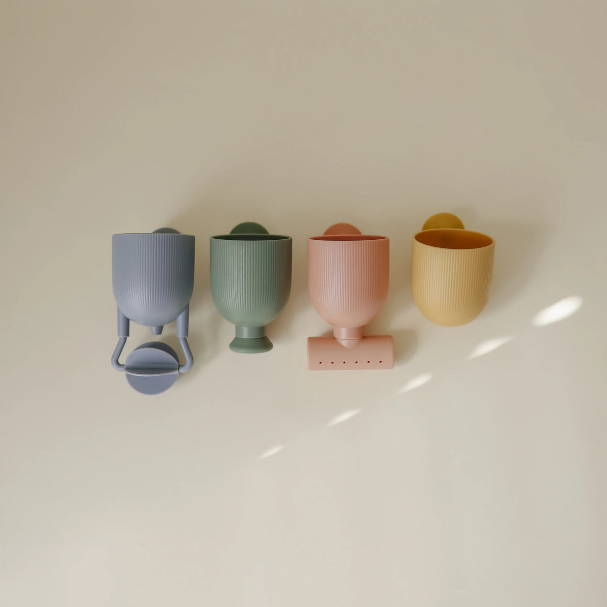 Pour and Play Bath Set