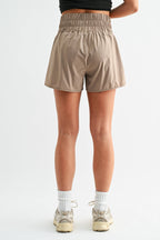 Contour Scallop Active Shorts