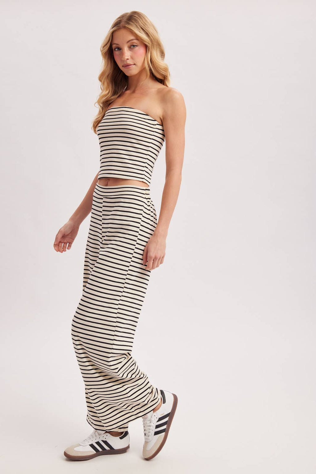 STRIPED KNIT TUBE AND WIDE PANTS SET