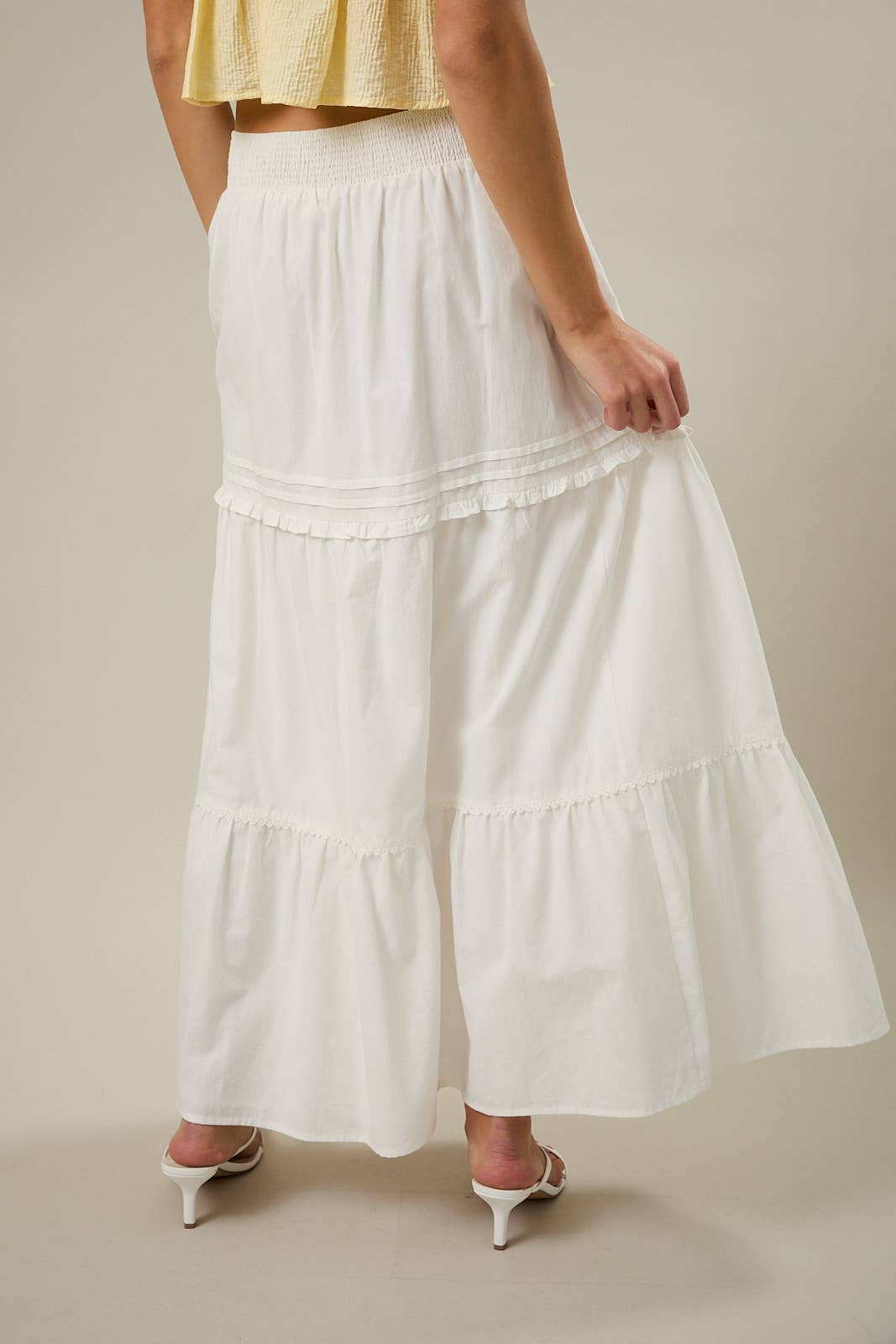 PLEATED DETAIL MAXI SKIRT
