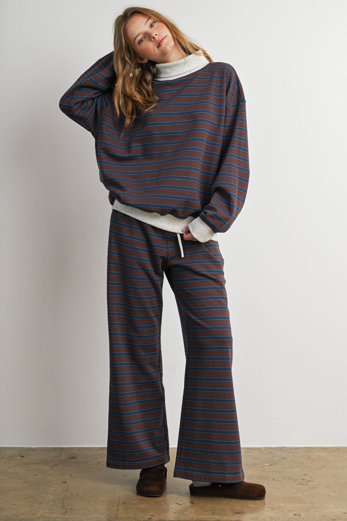 Striped set