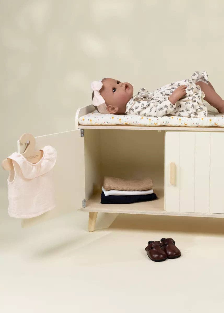 Wooden Dolls’ Changing Table
