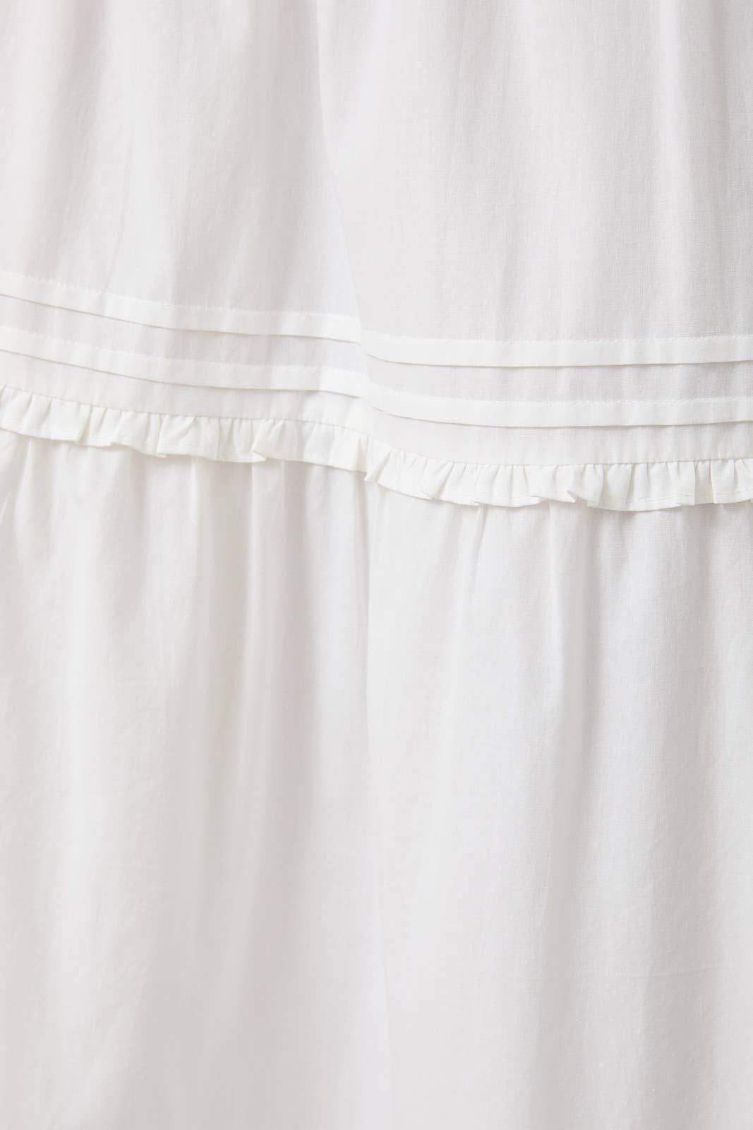 PLEATED DETAIL MAXI SKIRT
