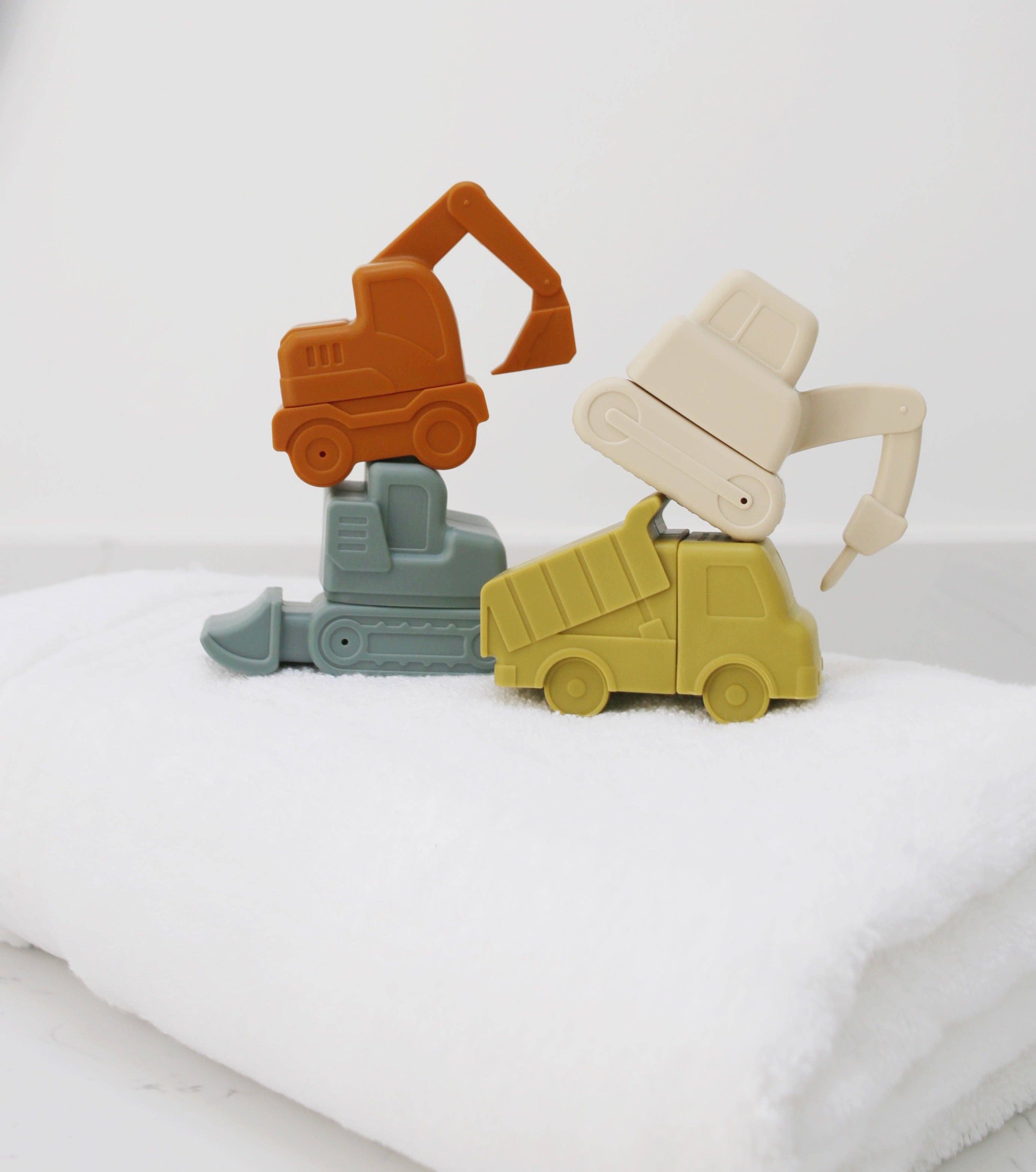 Construction Vehicle Mold Free Silicone Bath Toy Set 
