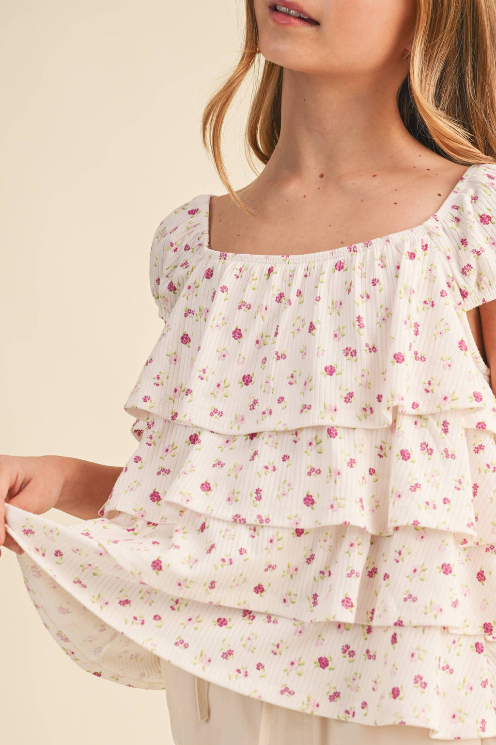 TWEEN GIRLS RUCHED SHOULDER RUFFLE CROPPED TOP