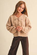 BOW EMBROIDERY SWEATER
