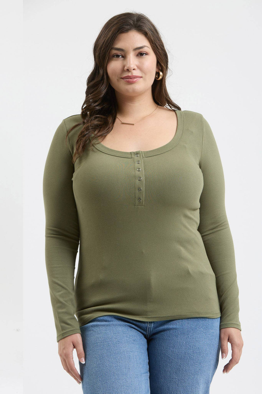 PLUS SCOOP NECK LONG SLEEVE HENLEY KNIT TOP
