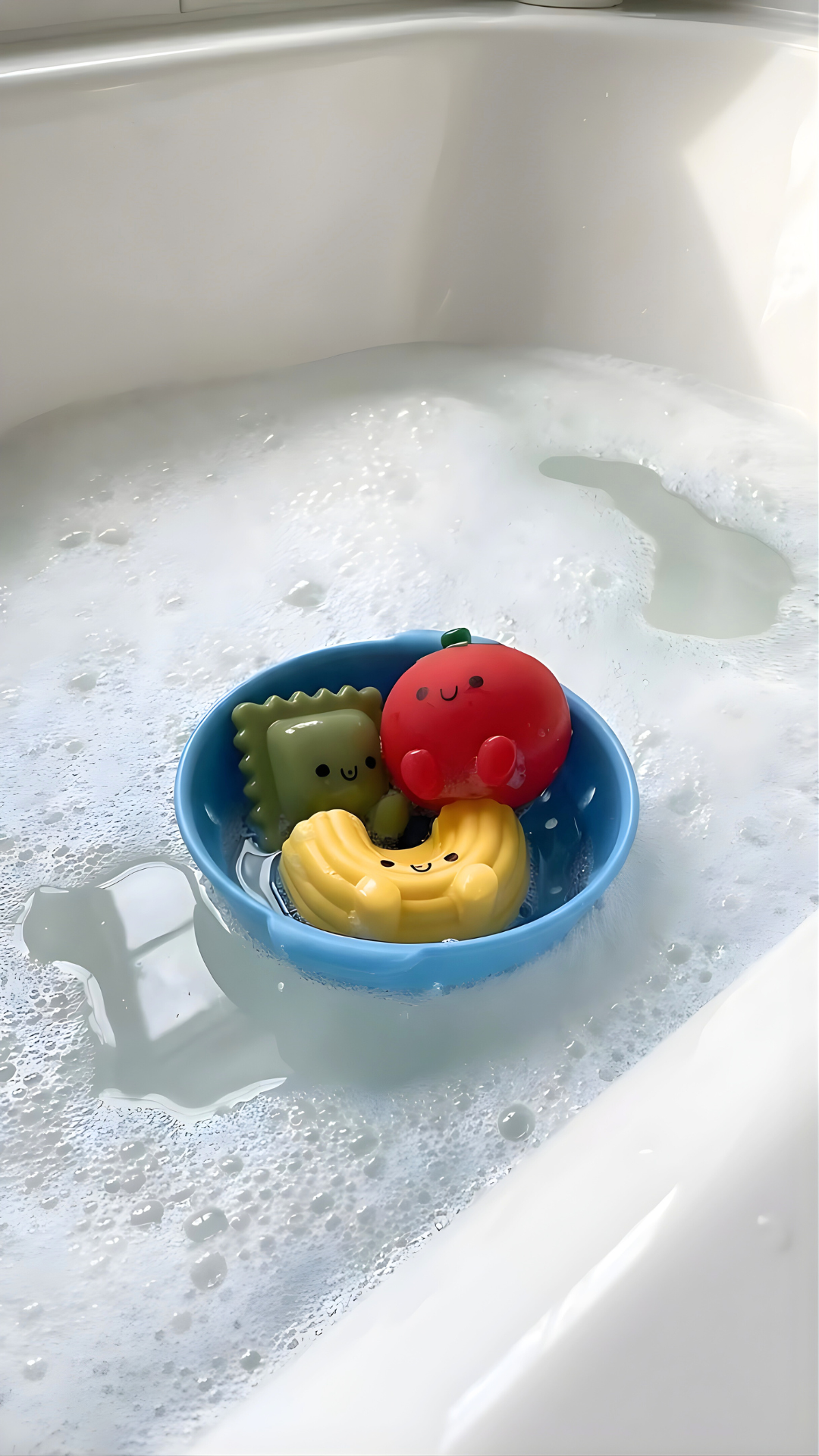 Pasta Itzy Splash Pals™ - Bath & Water Toy