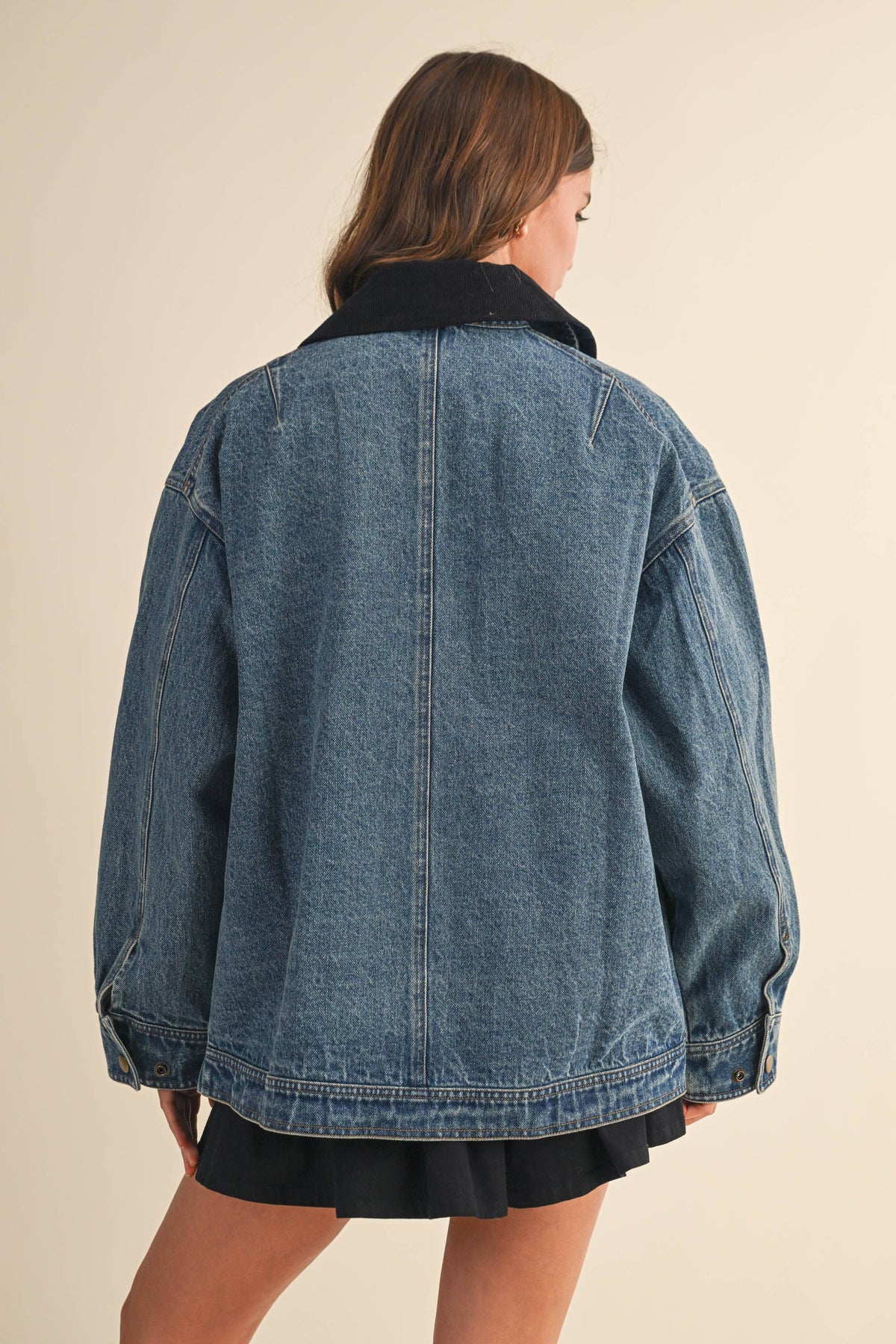 DENIM JACKET WITH REMOVABLE CORDUROY COLLAR
