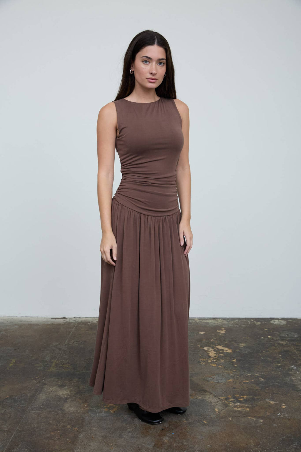 GATHERED BODICE SLEEVELESS MAXI DRESS