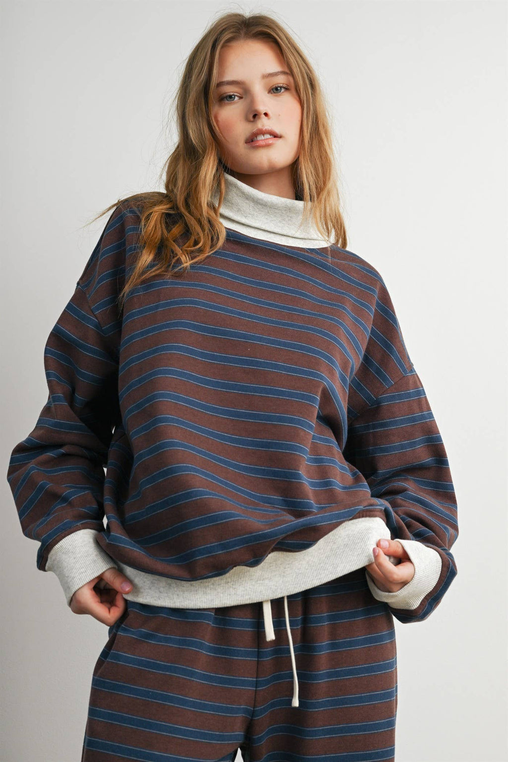 Striped set