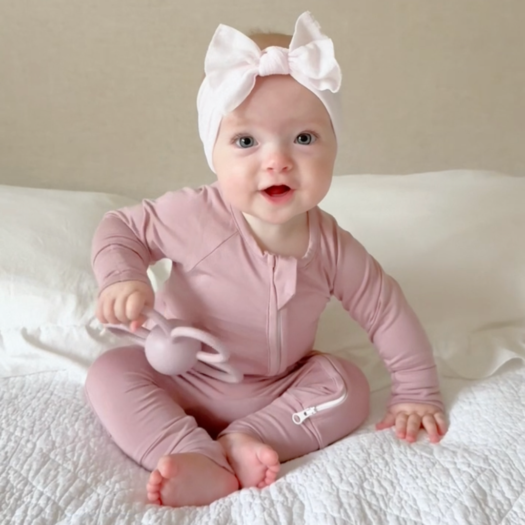 Peek-A-Poo Bamboo Pajama in Pink