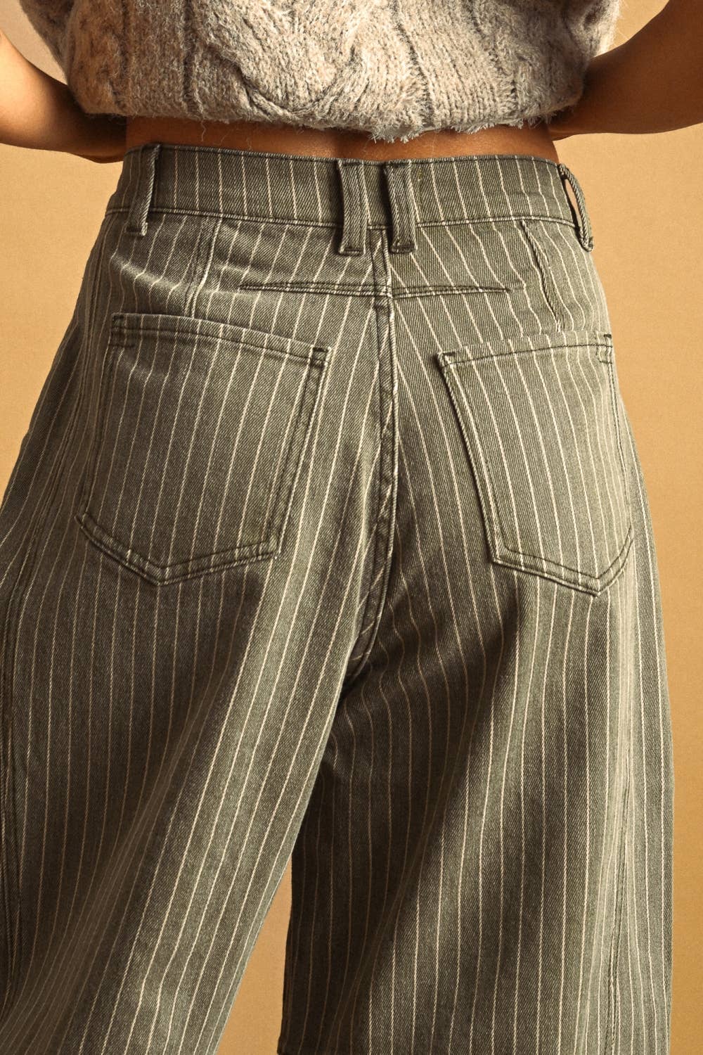 PINSTRIPED PATTERN BARREL PANTS