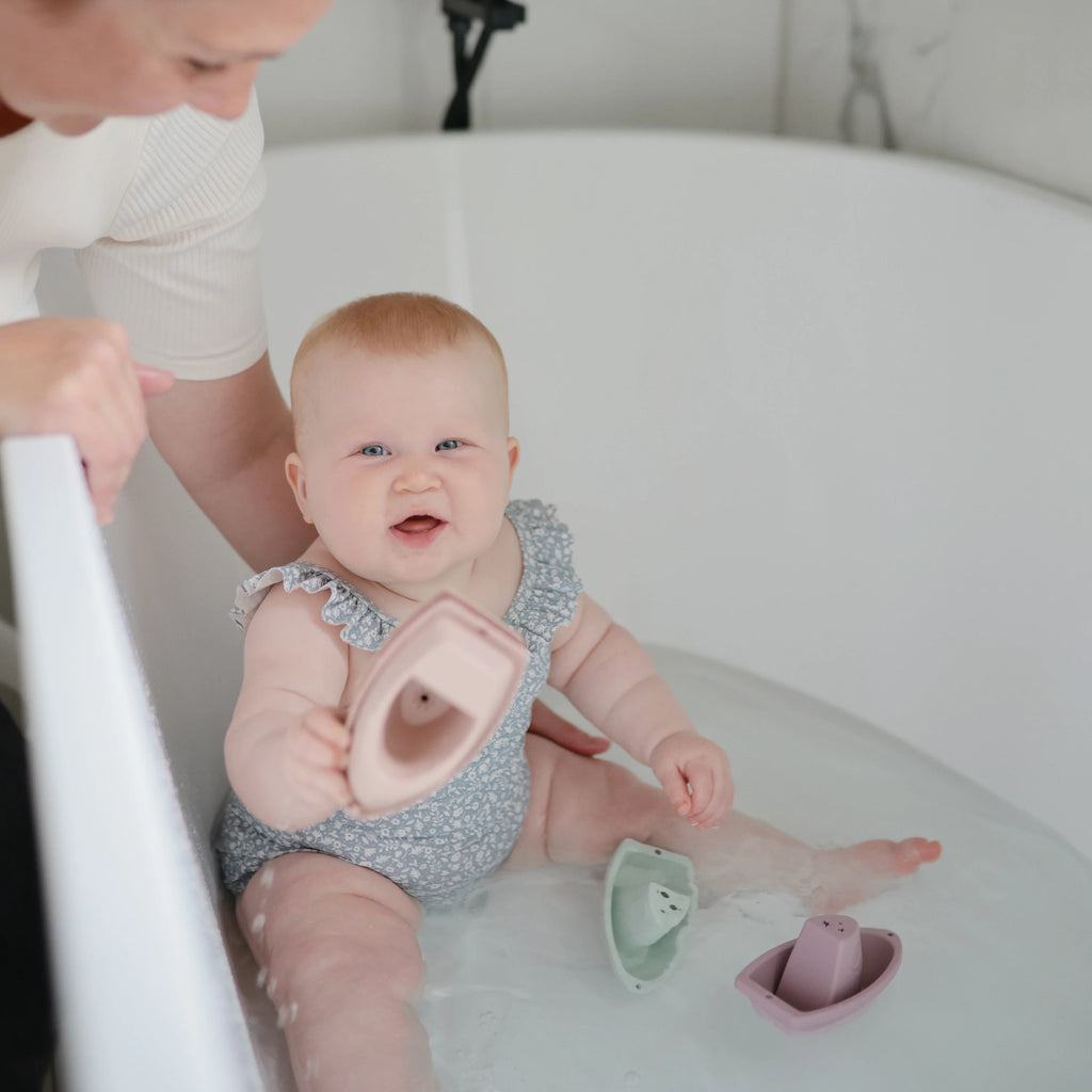 Bath Boats (multiple colors)