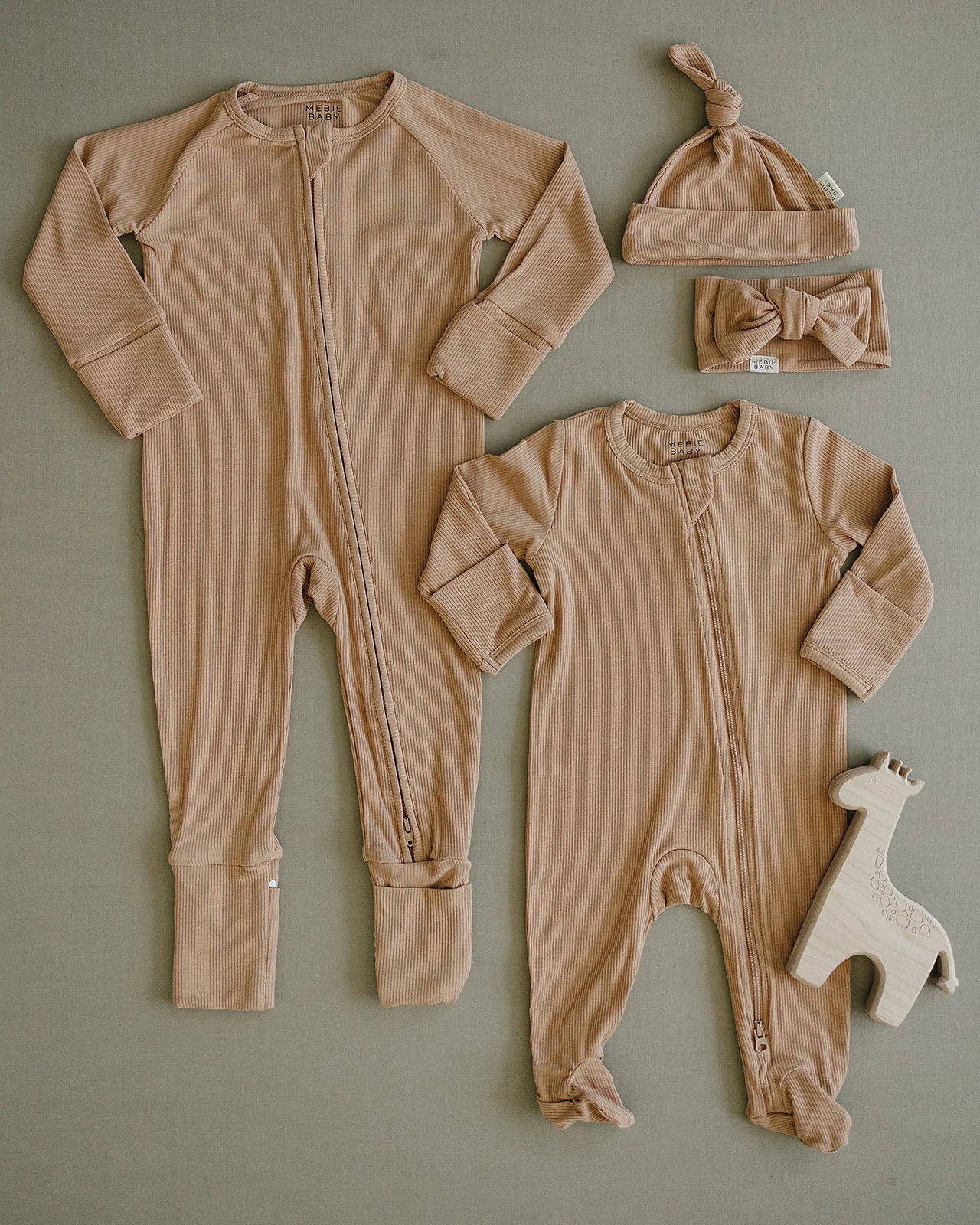 Ribbed Bamboo Zipper