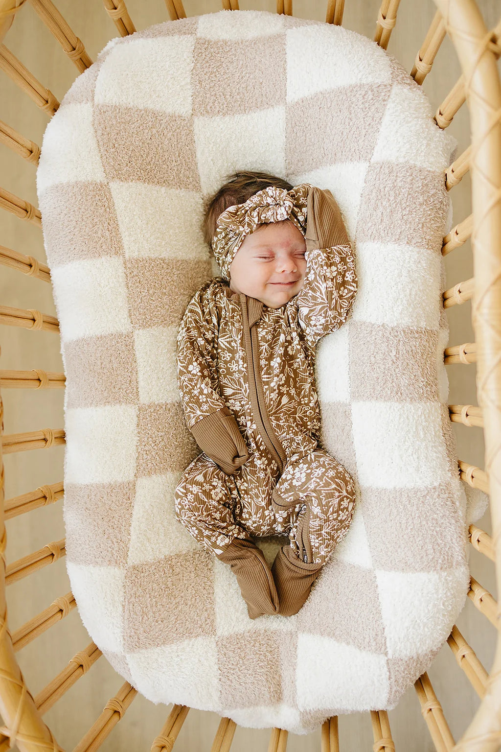 Brown Floral Ribbed Bamboo Zipper
