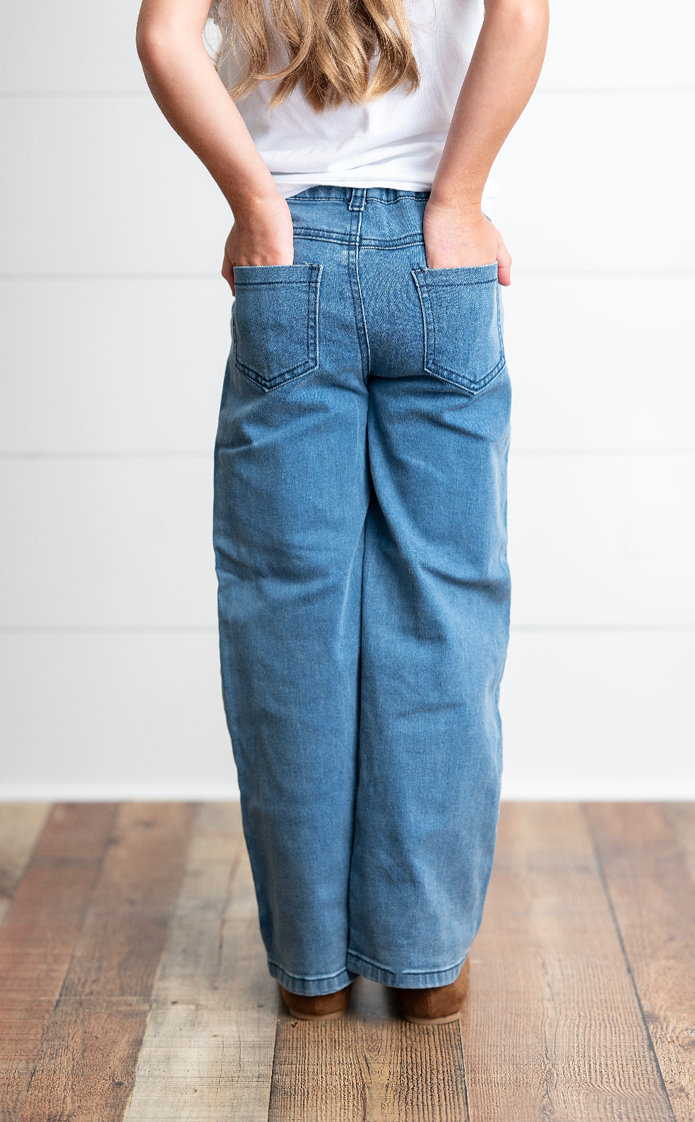 Medium Wash Wide Leg Jean