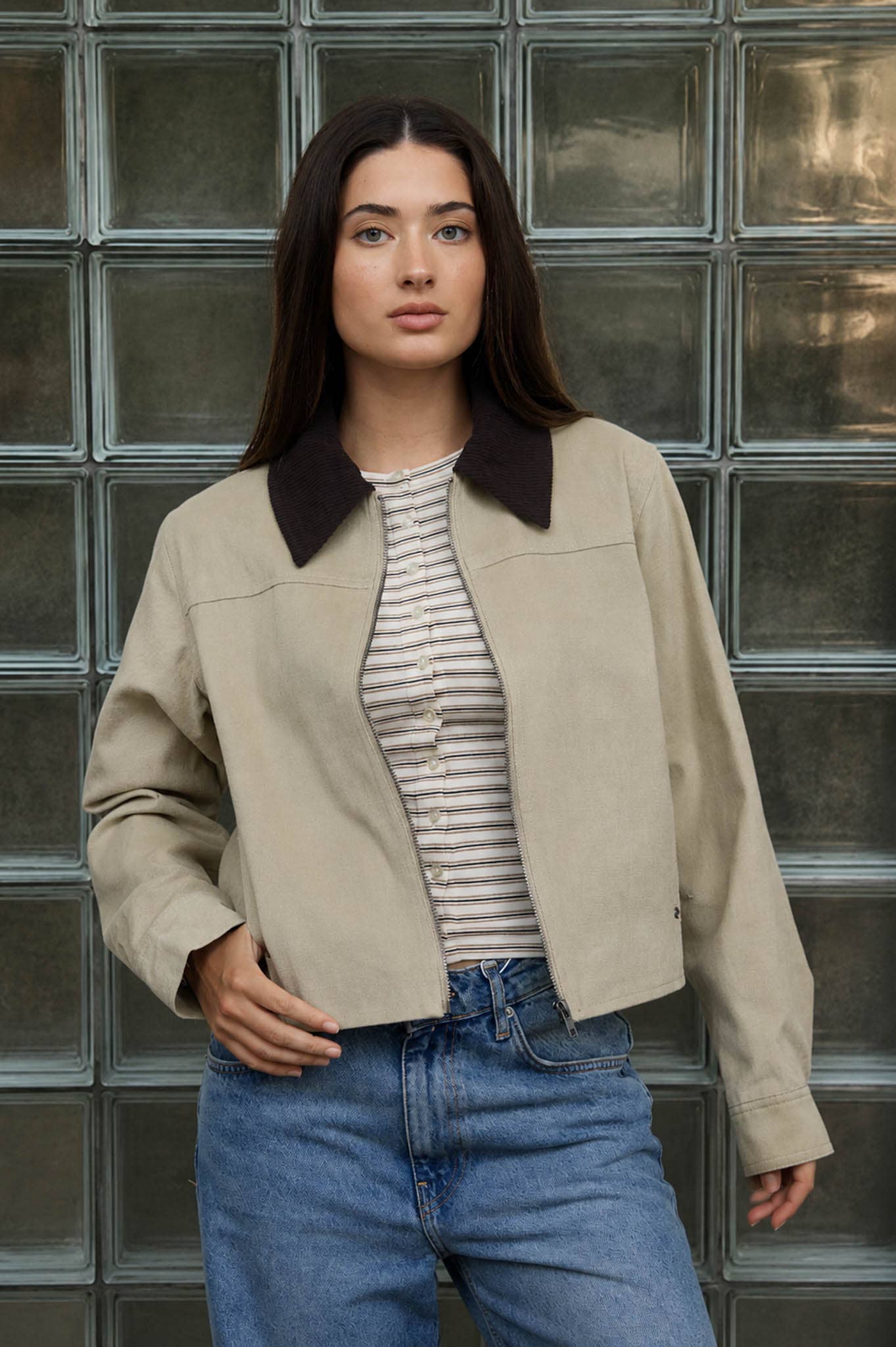 CONTRAST CORDUROY COLLAR ZIP-UP JACKET