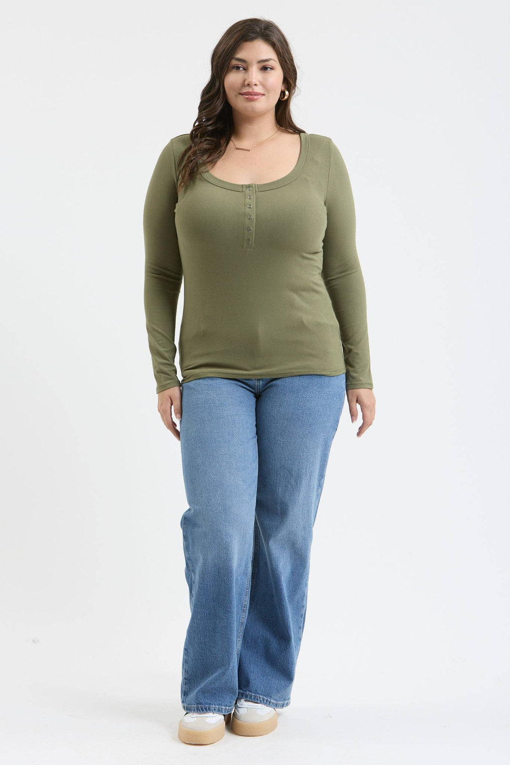 PLUS SCOOP NECK LONG SLEEVE HENLEY KNIT TOP