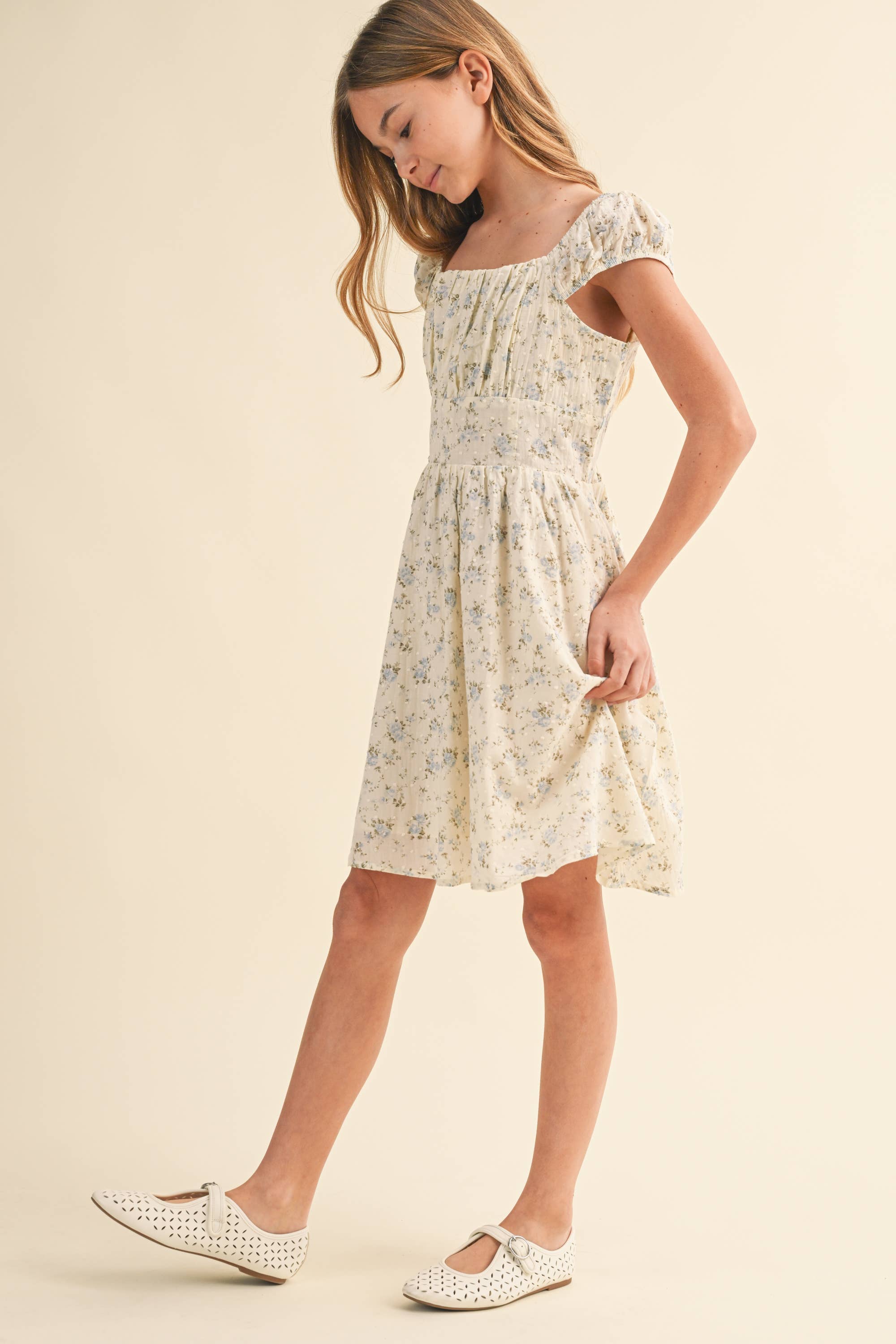 TWEEN GIRLS RUCHED SHOULDER MINI DRESS