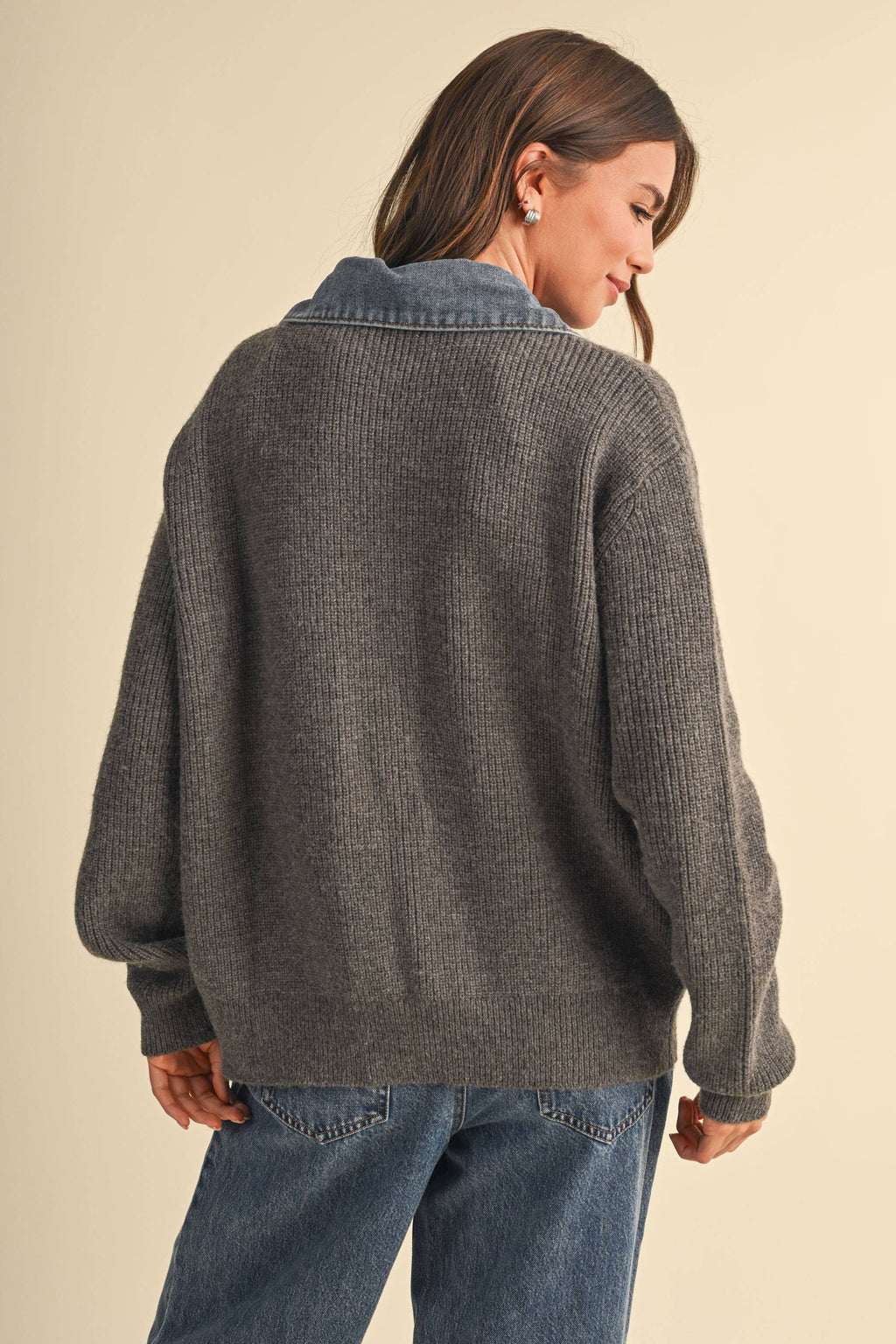 LONGSLEEVED ZIP UP JACKET WITH DENIM COLLAR DETAIL