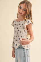 TWEEN GIRLS FLUTTER SLEEVE SMOCKED TOP