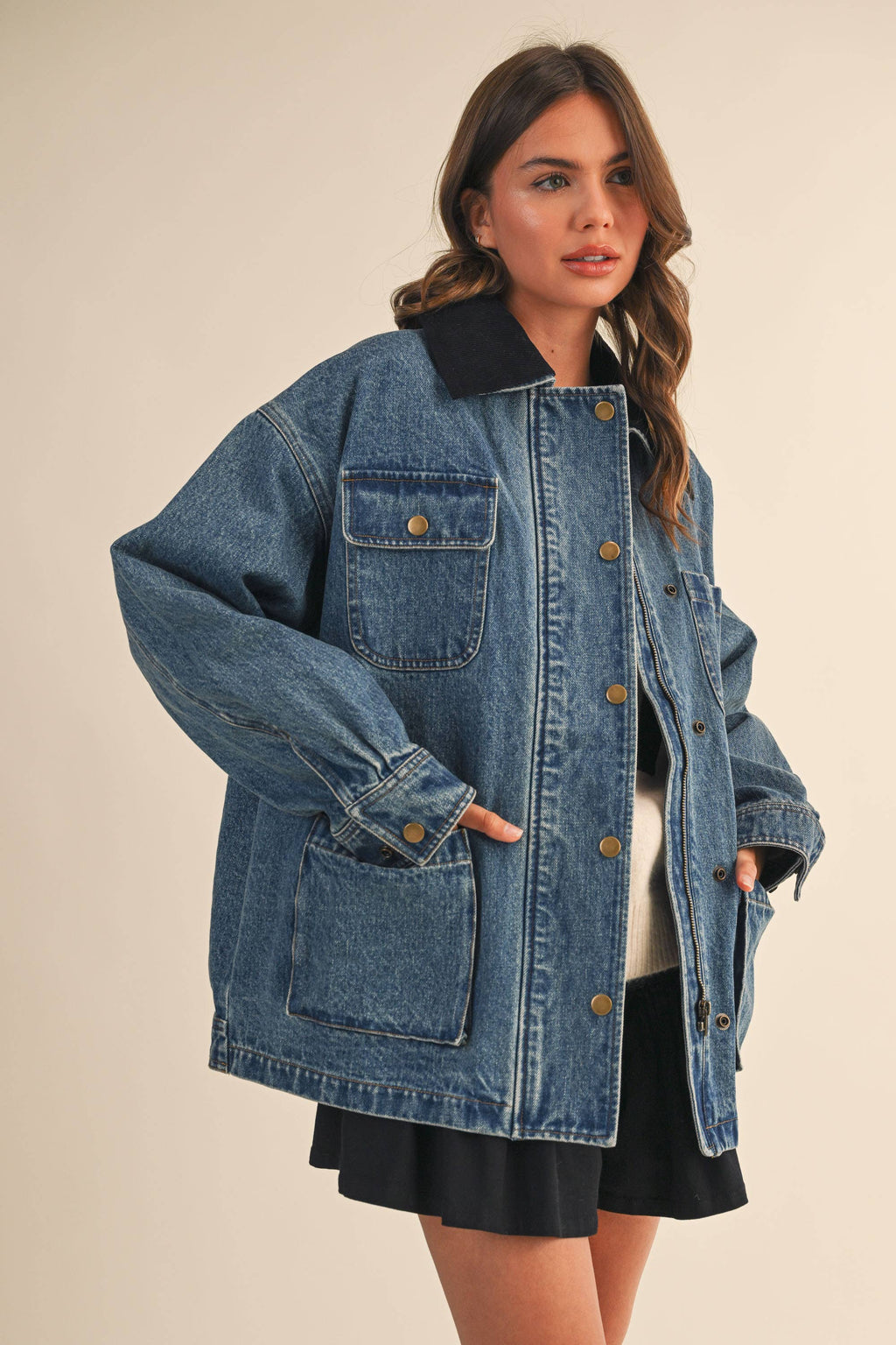 DENIM JACKET WITH REMOVABLE CORDUROY COLLAR
