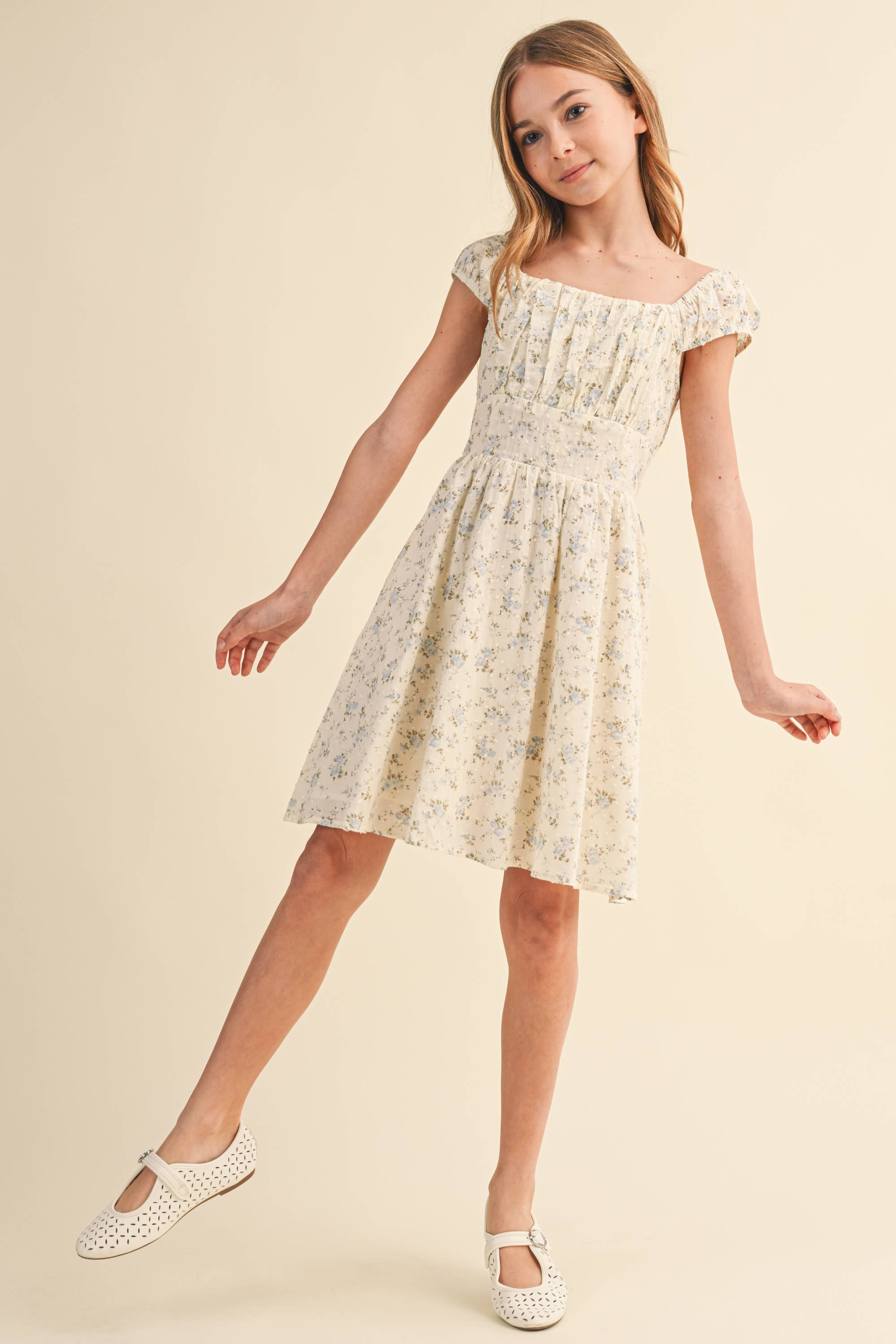 TWEEN GIRLS RUCHED SHOULDER MINI DRESS