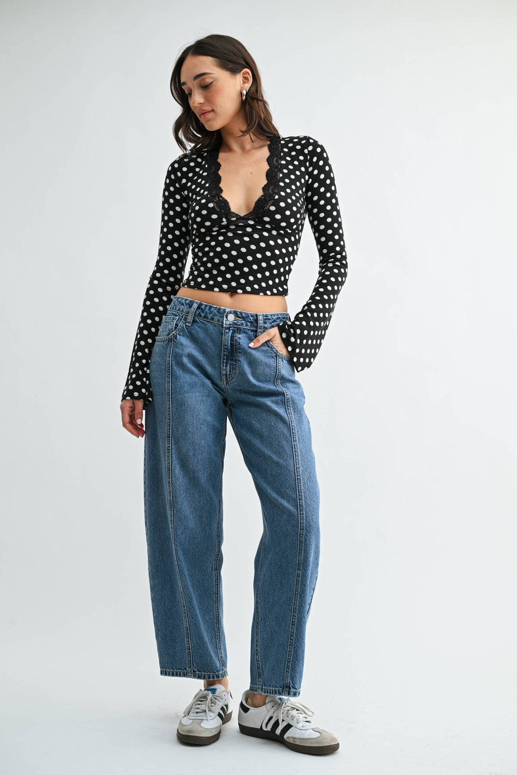 Seamed Mid Rise Barrel Jean - MEDIUM DENIM -