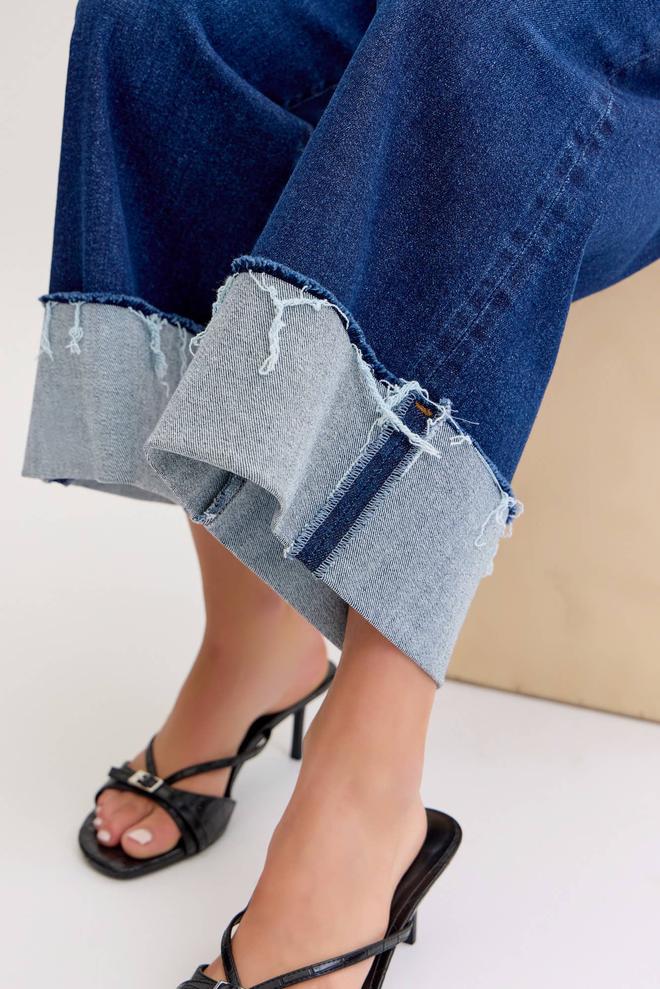 High Rise Crop Wise Leg With Cuff