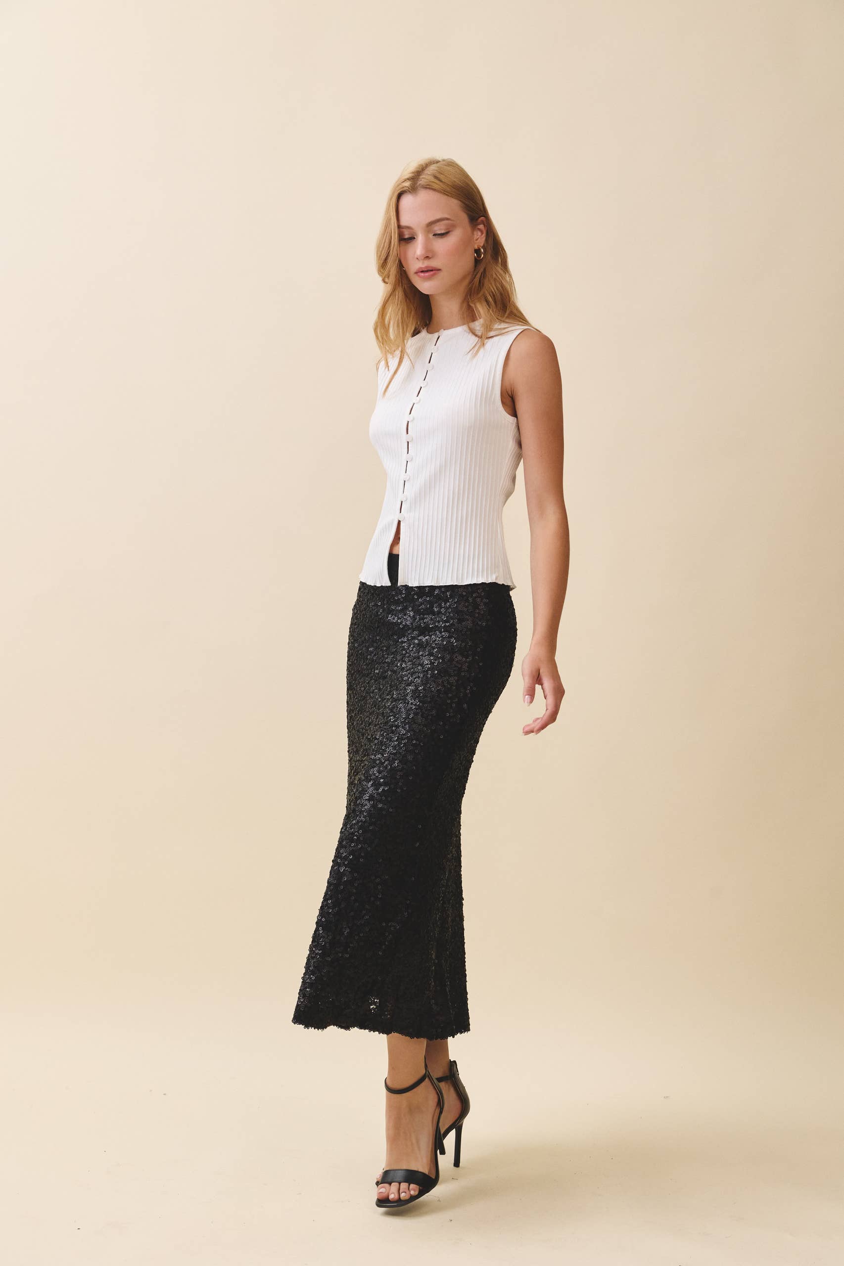 Ribbed Button Front Tank Top