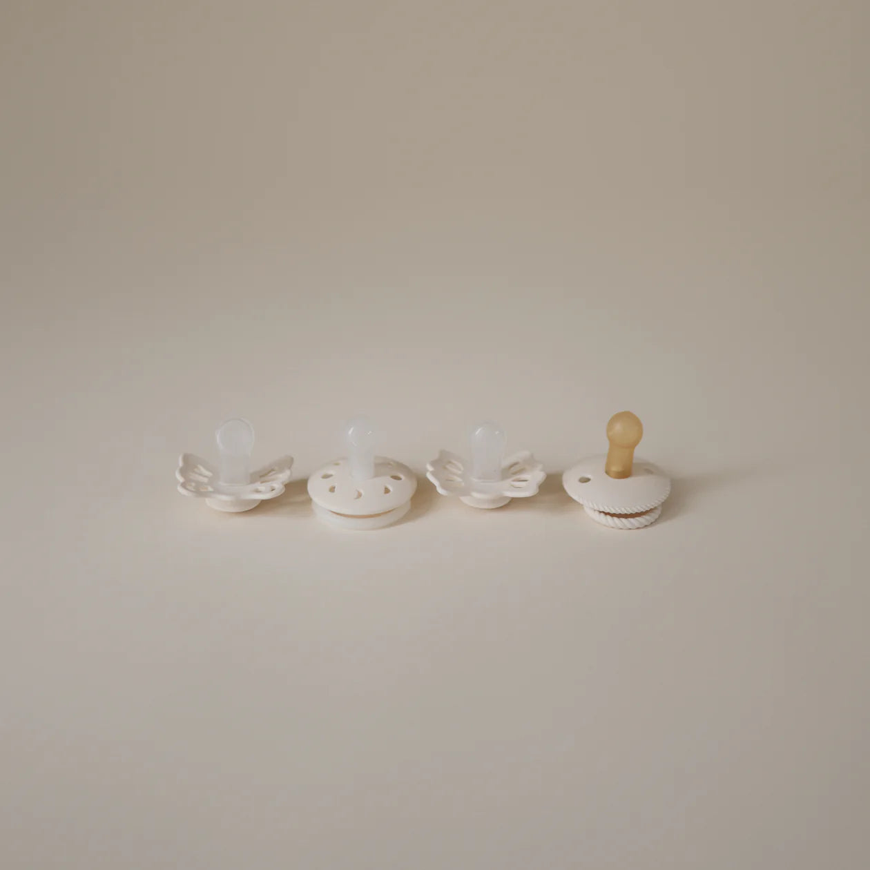 FRIGG Baby's First Pacifier 4-Pack